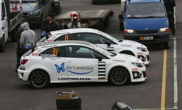 Seat er godt repræsenteret som bilmærke i Yokohama Supercup, bla. med disse 2 Seat Ibiza
(Foto: Mogens Roy Nielsen)